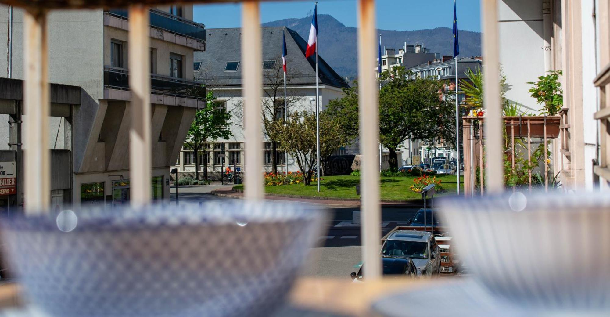 Appartement T3 Gare De Chambery Centre Ville Экстерьер фото