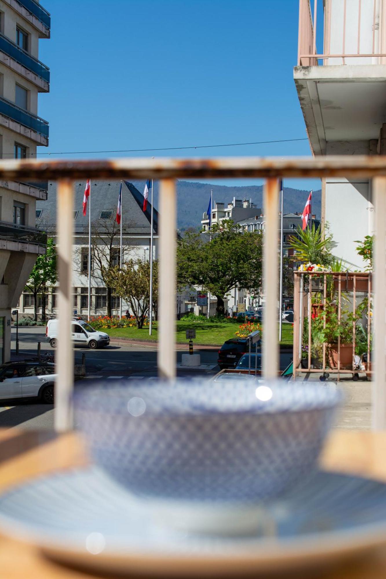 Appartement T3 Gare De Chambery Centre Ville Экстерьер фото
